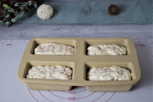 Zwiebel-Speck-Brote in der Mini-Kastenform von Pampered Chef®