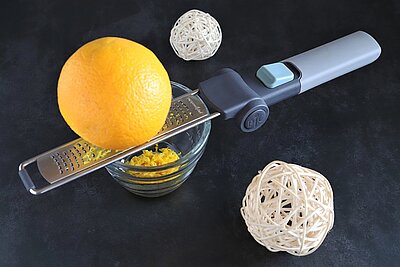 Mediterraner Zitronen-Grießkuchen in der Stoneware® rund von Pampered Chef®