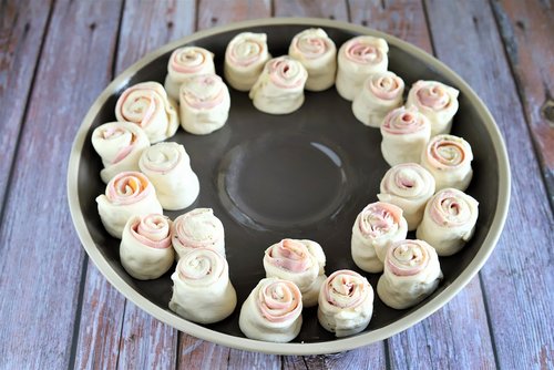 Schinken-Käse-Rosen aus dem Snack & Dip Set von Pampered Chef®